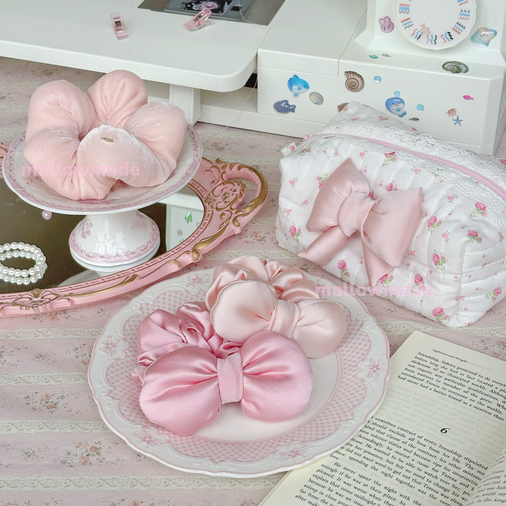 30 Momme Silk Scrunchie & Puffy Pouch Gift Set